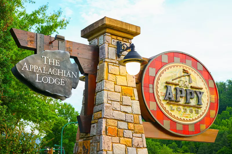the appy lodge sign